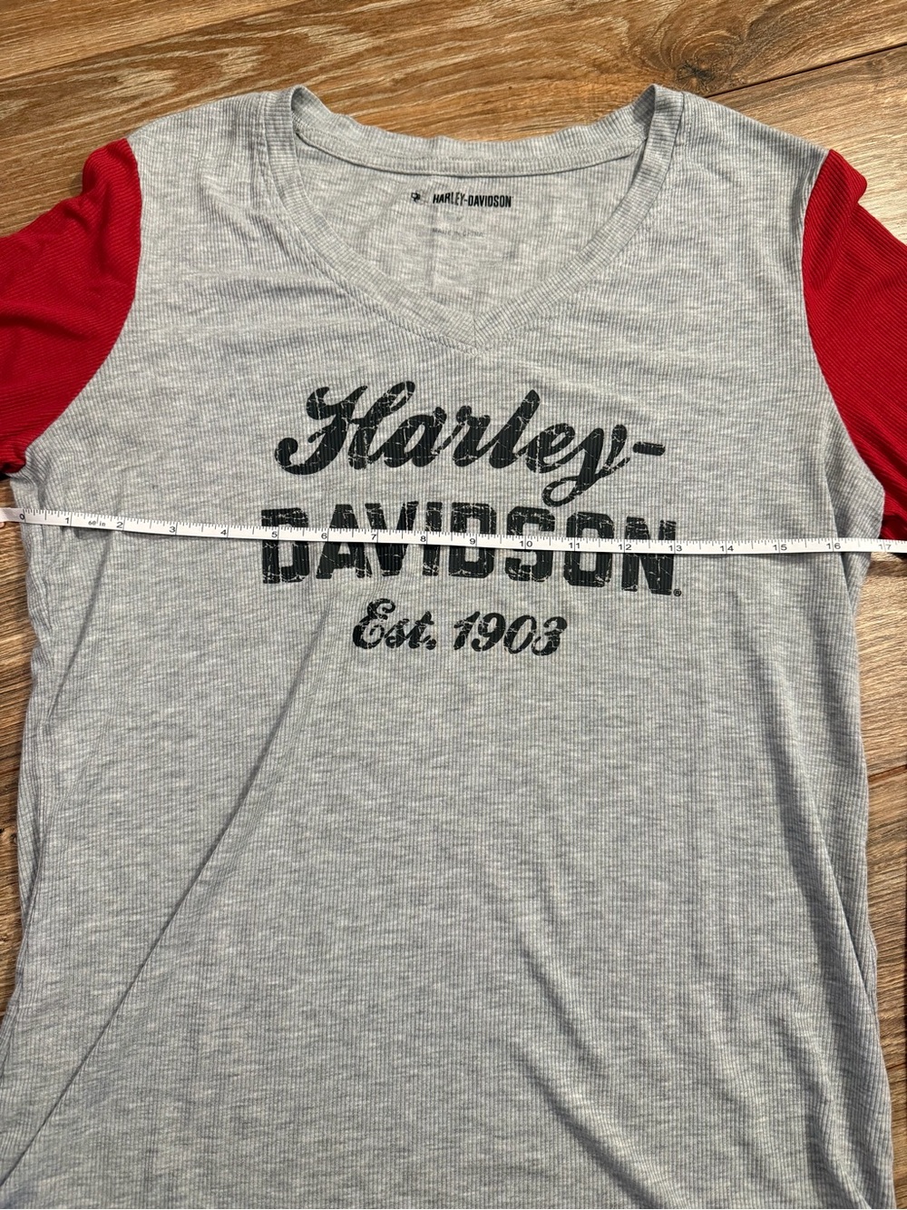 Harley-Davidson Gray Body Red Raglan Long Sleeve Tee - Picture 3 of 4